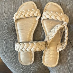 Ladies size 6 sandals
